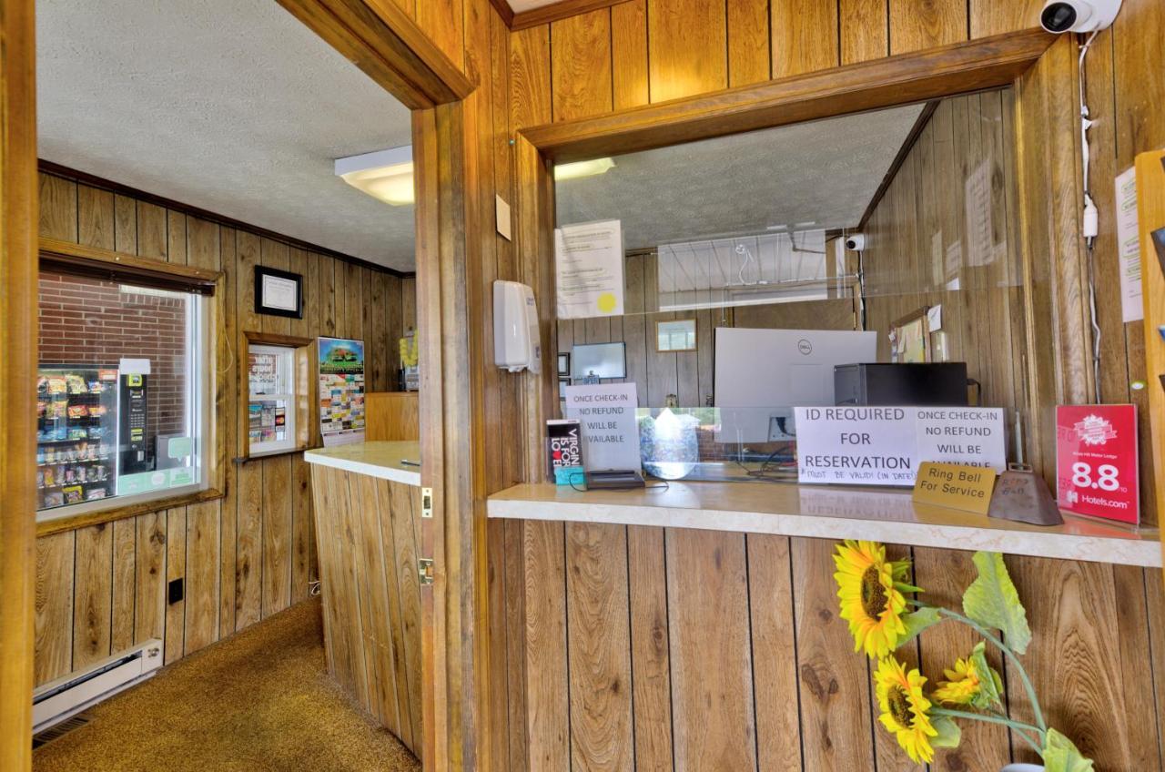 Knob Hill Motor Lodge Hillsville Esterno foto