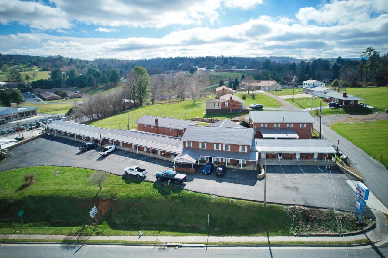 Knob Hill Motor Lodge Hillsville Esterno foto