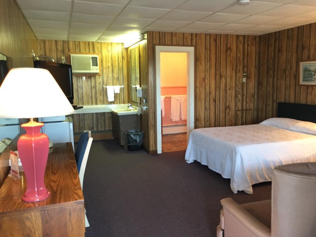 Knob Hill Motor Lodge Hillsville Esterno foto